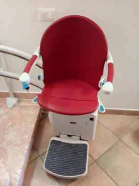 Servoscala a poltroncina Minivator 2000